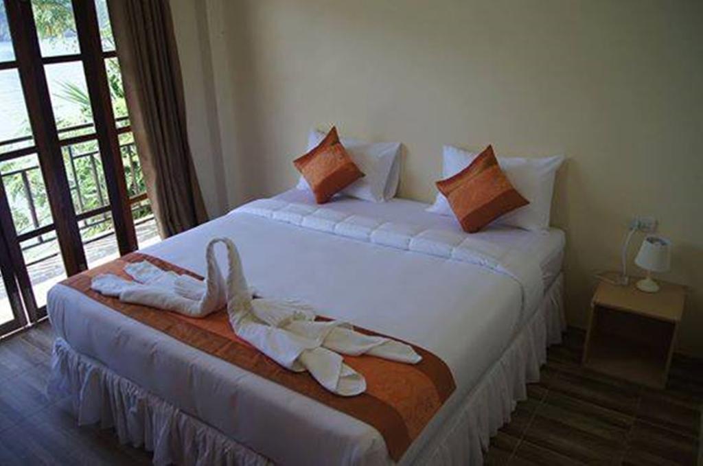 Phi Phi Green House & Sunsky Hostel Экстерьер фото