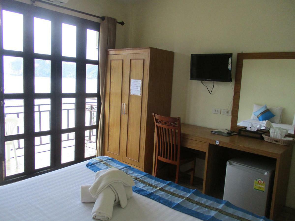 Phi Phi Green House & Sunsky Hostel Экстерьер фото